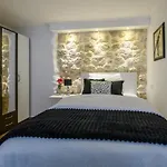 Buza Apartment